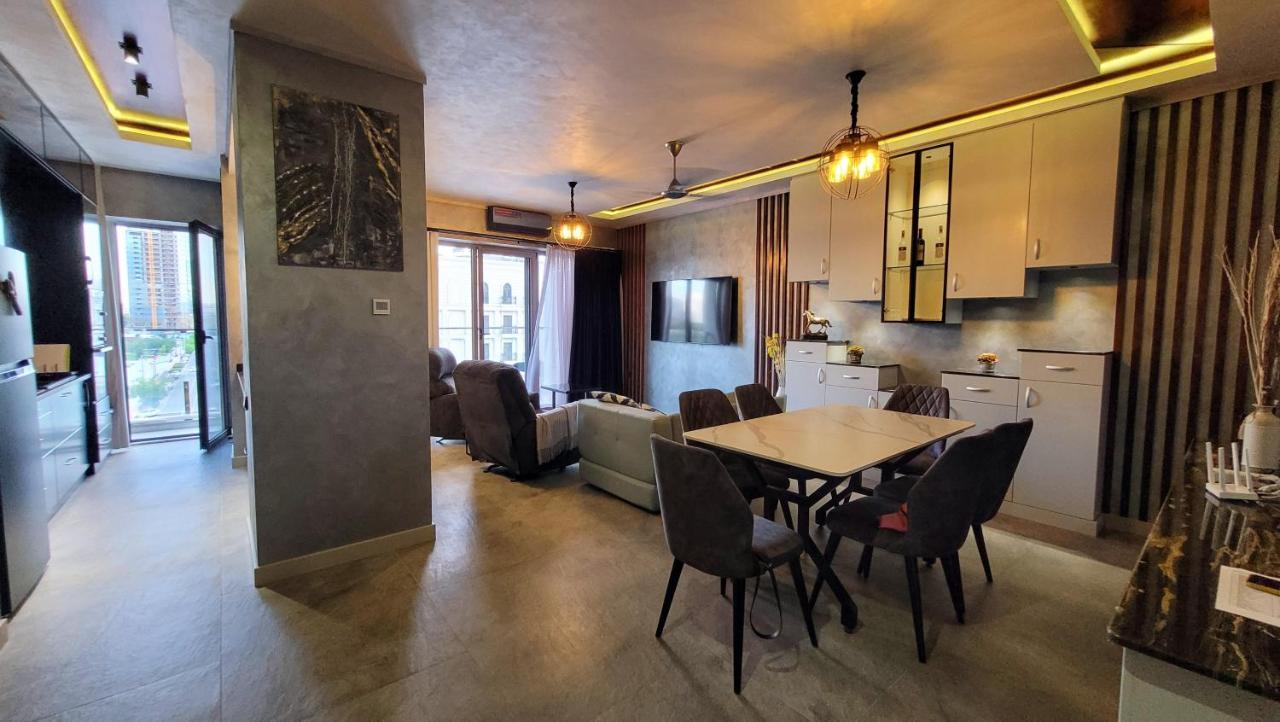 Ultralux 75 Apartment Tasjkent Buitenkant foto