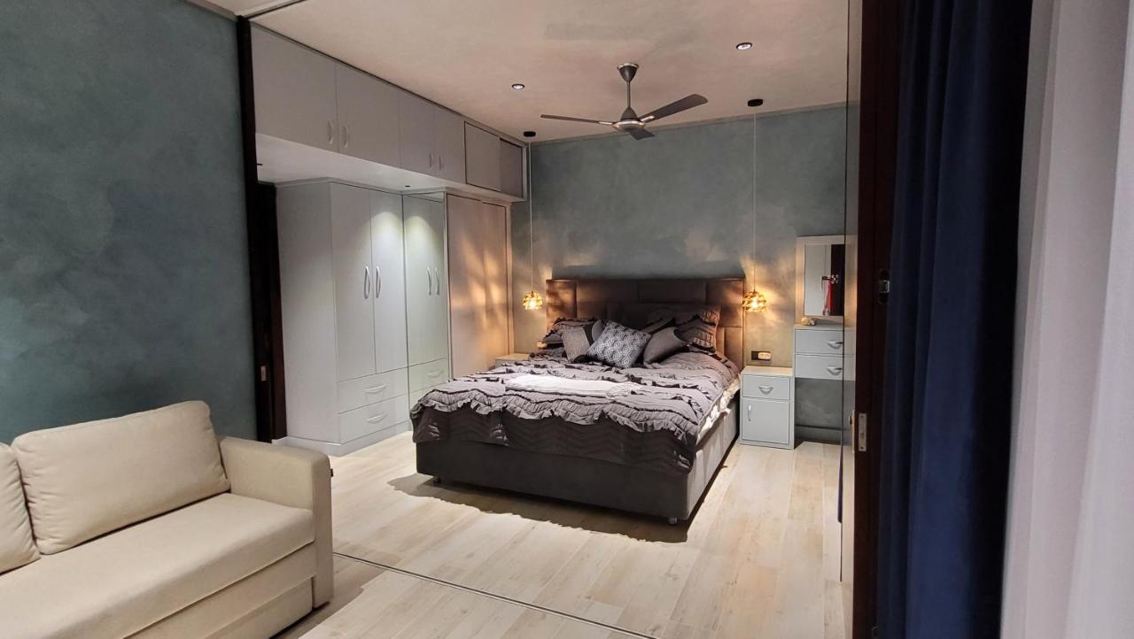 Ultralux 75 Apartment Tasjkent Buitenkant foto