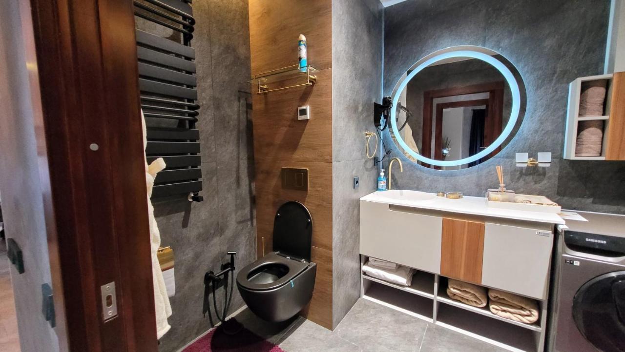 Ultralux 75 Apartment Tasjkent Buitenkant foto